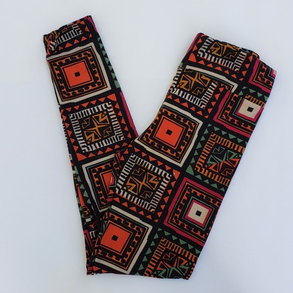 3/$15 LuLaRoe Leggings - Picture 2 of 4